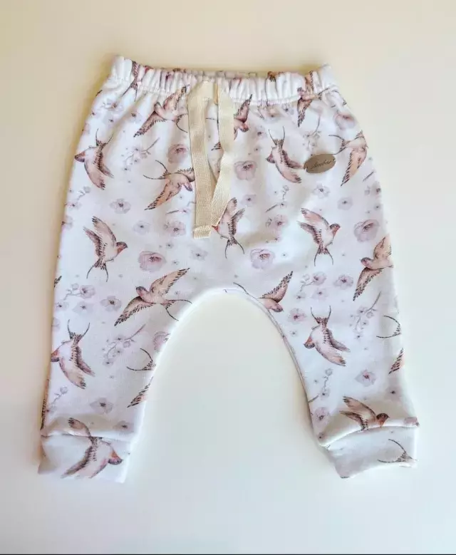 CONJUNTO DE LA CAMPERA COLIBRI (PANTALON) – Pañalera Belyan